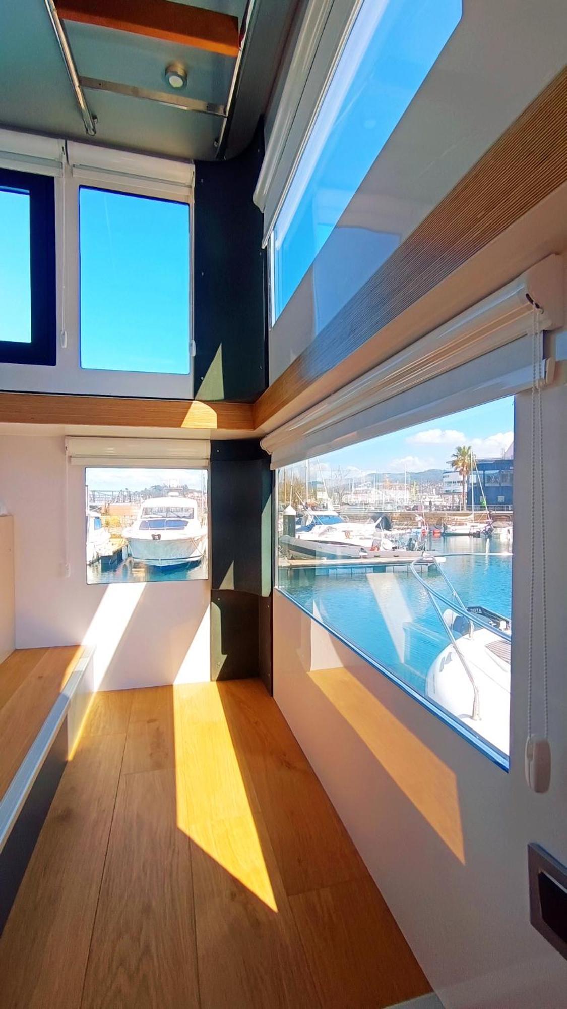 Hotel Casa Flotante En El Puerto De Vigo - Different Charter Extérieur photo